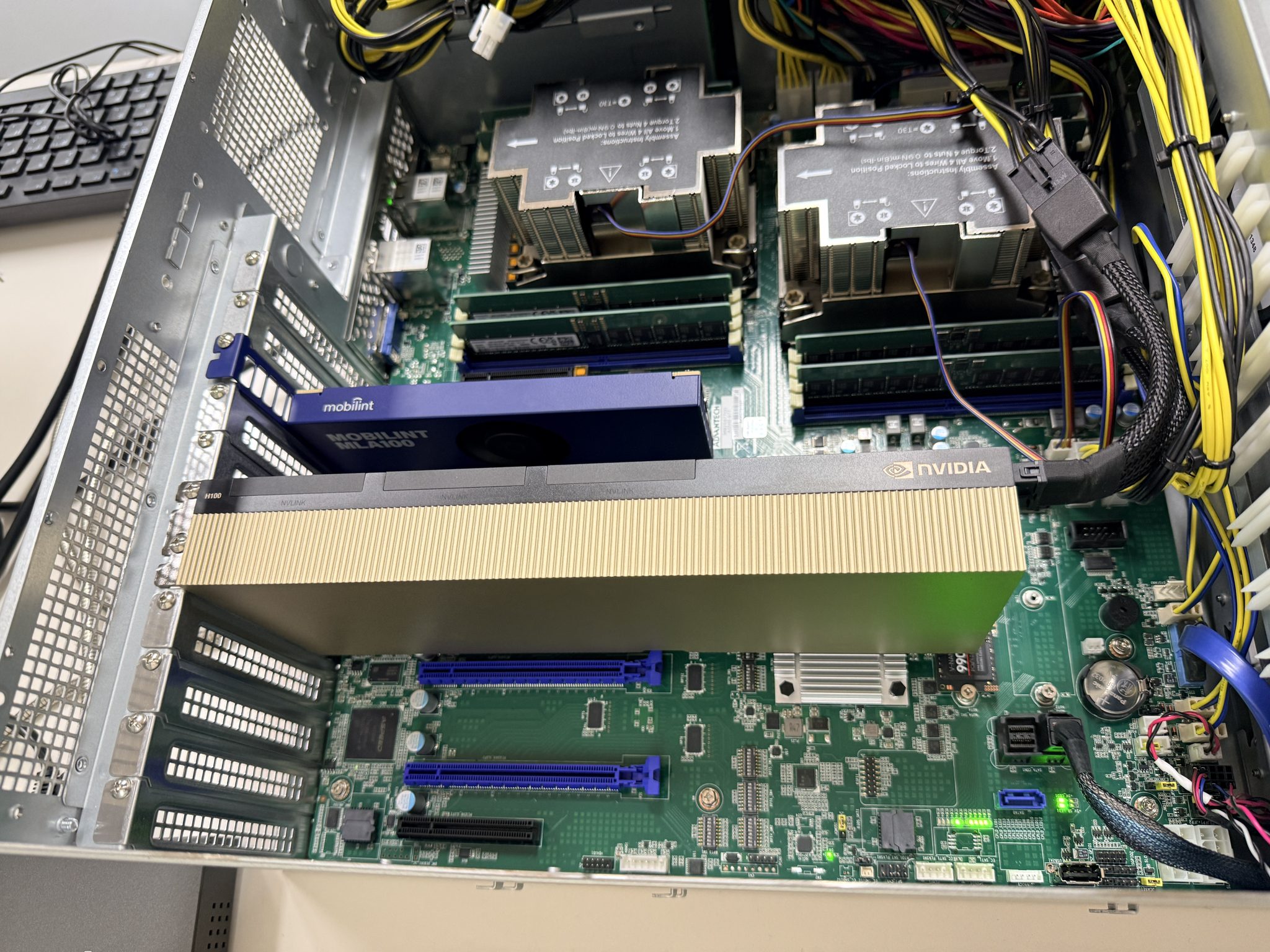 NVIDIA H100 · Mobilint MLA100 장착 (2026.05)
